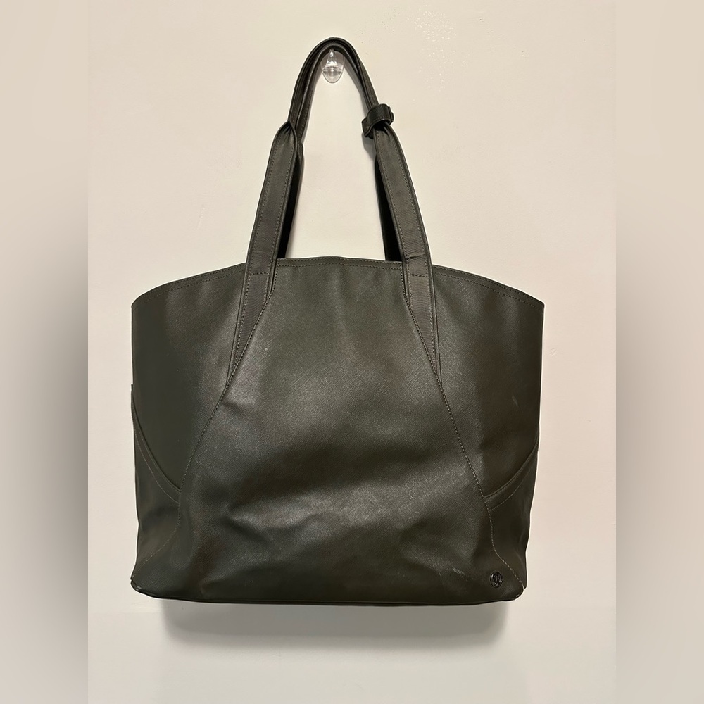 Lululemon All Day Tote and Small Pouch Dark Olive - Picture 2 of 16